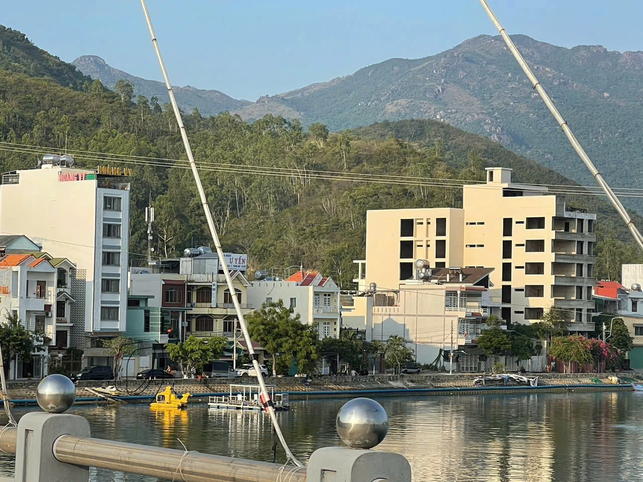 z6864968200962_ff69a597ae87e2583f1988682b3eafc6