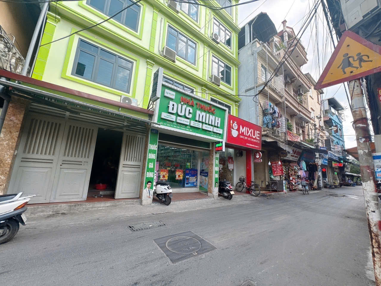 z6865177732566_658eab9b11e1e044156a57ca0815e0db