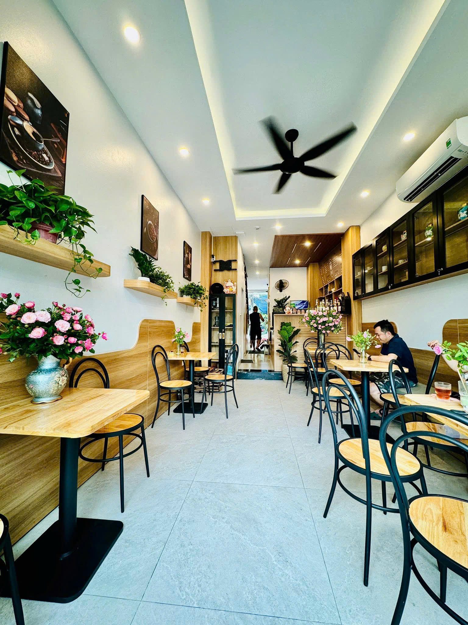 z6866709836885_69923339e6a193b8cf468d3753f37ba4