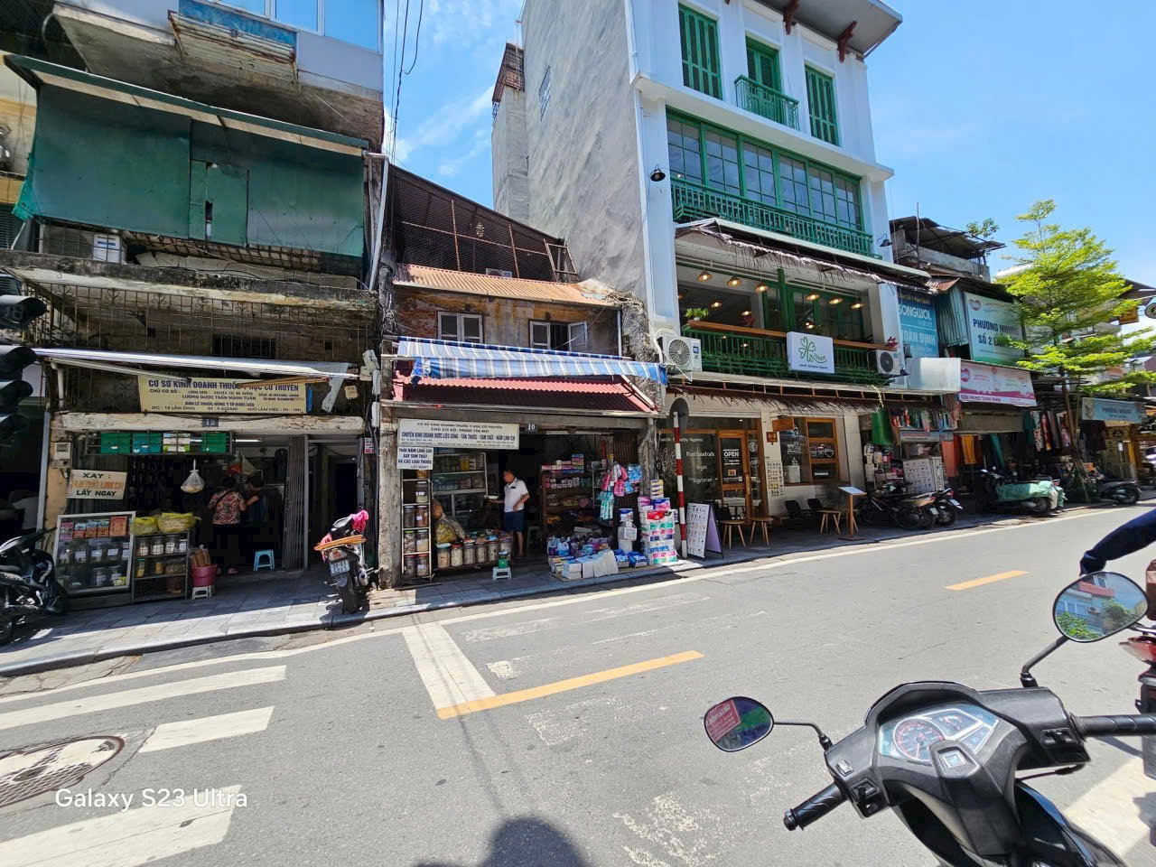 z6867585236811_9da2d5c410a43696e2aa4c83b75bed70