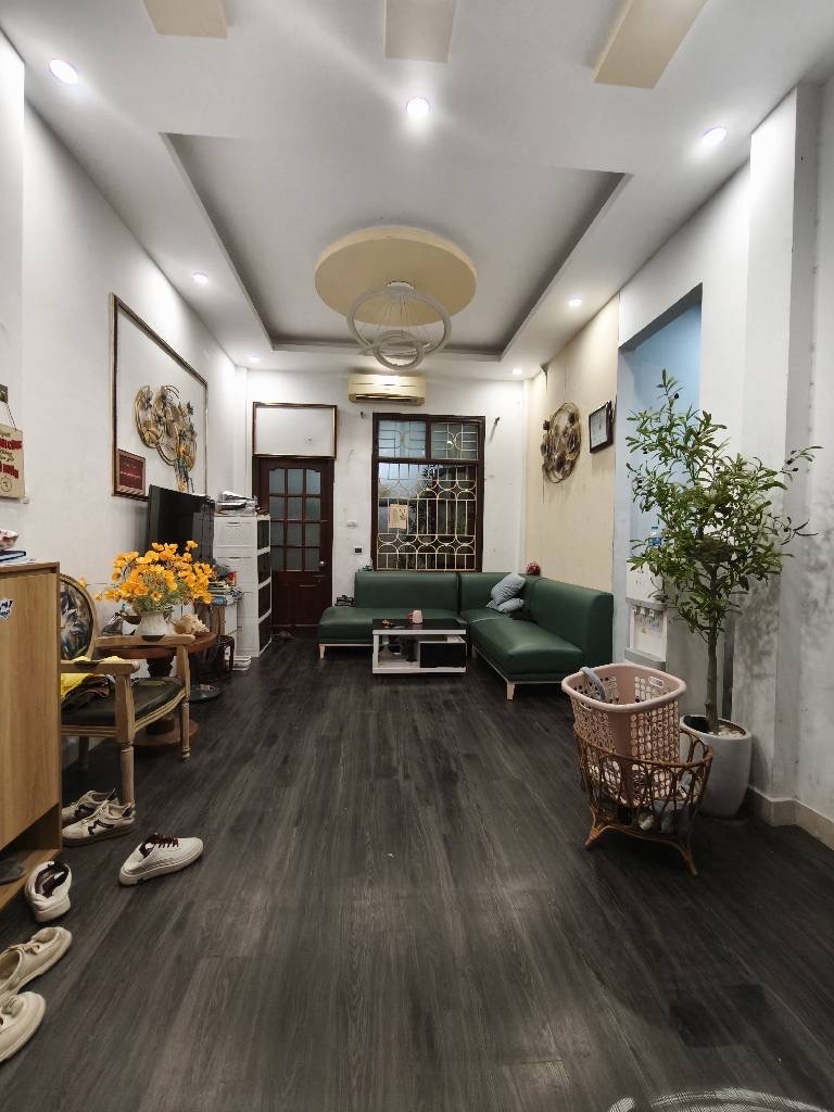 z6868909057442_8eb8ab0e3f036bca9ee0960f6412e1ee