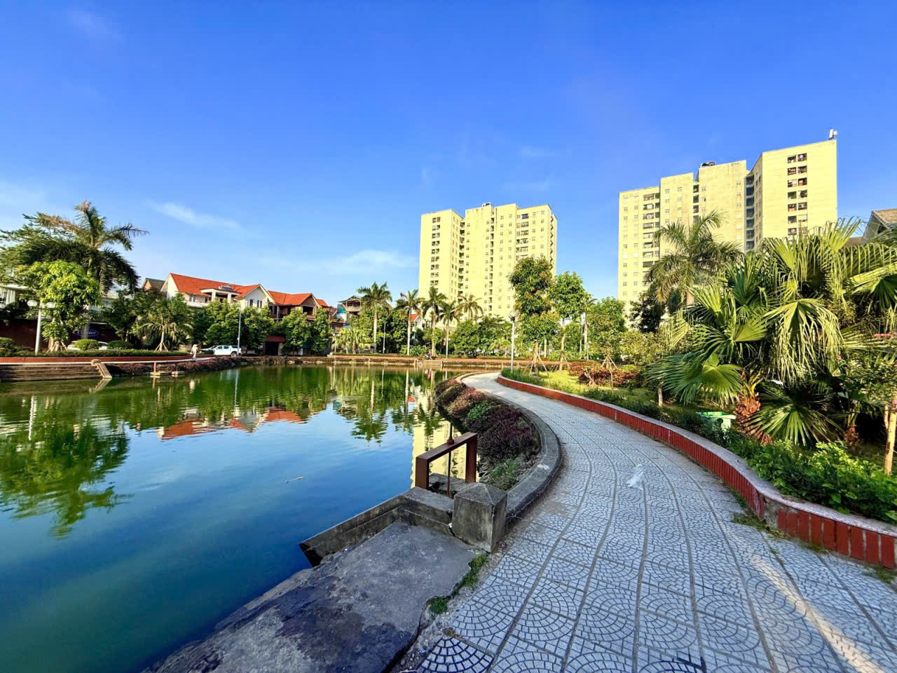 z6874563705890_2cac2da94e058042afd523963ed4df29