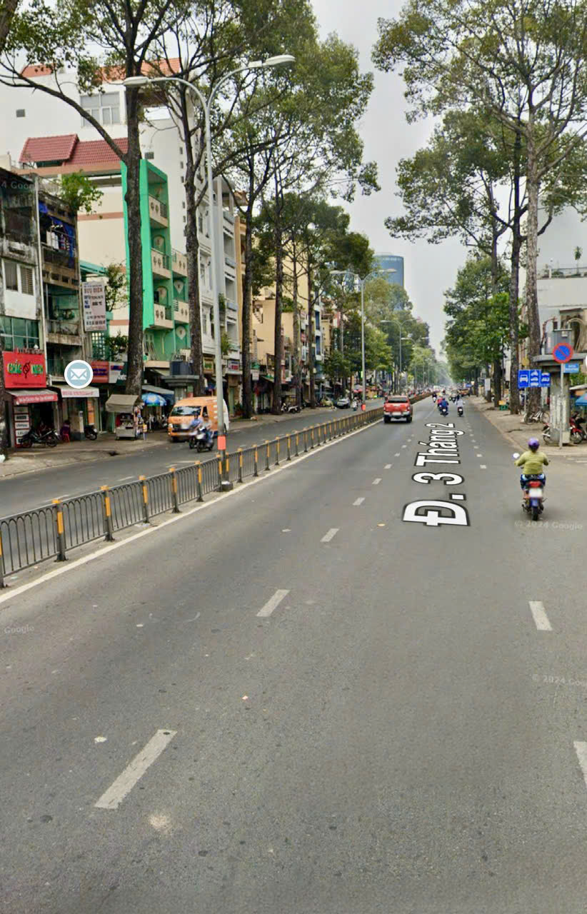 z6877156050402_2ca1177caf2265ec30d7cb8df67733ca