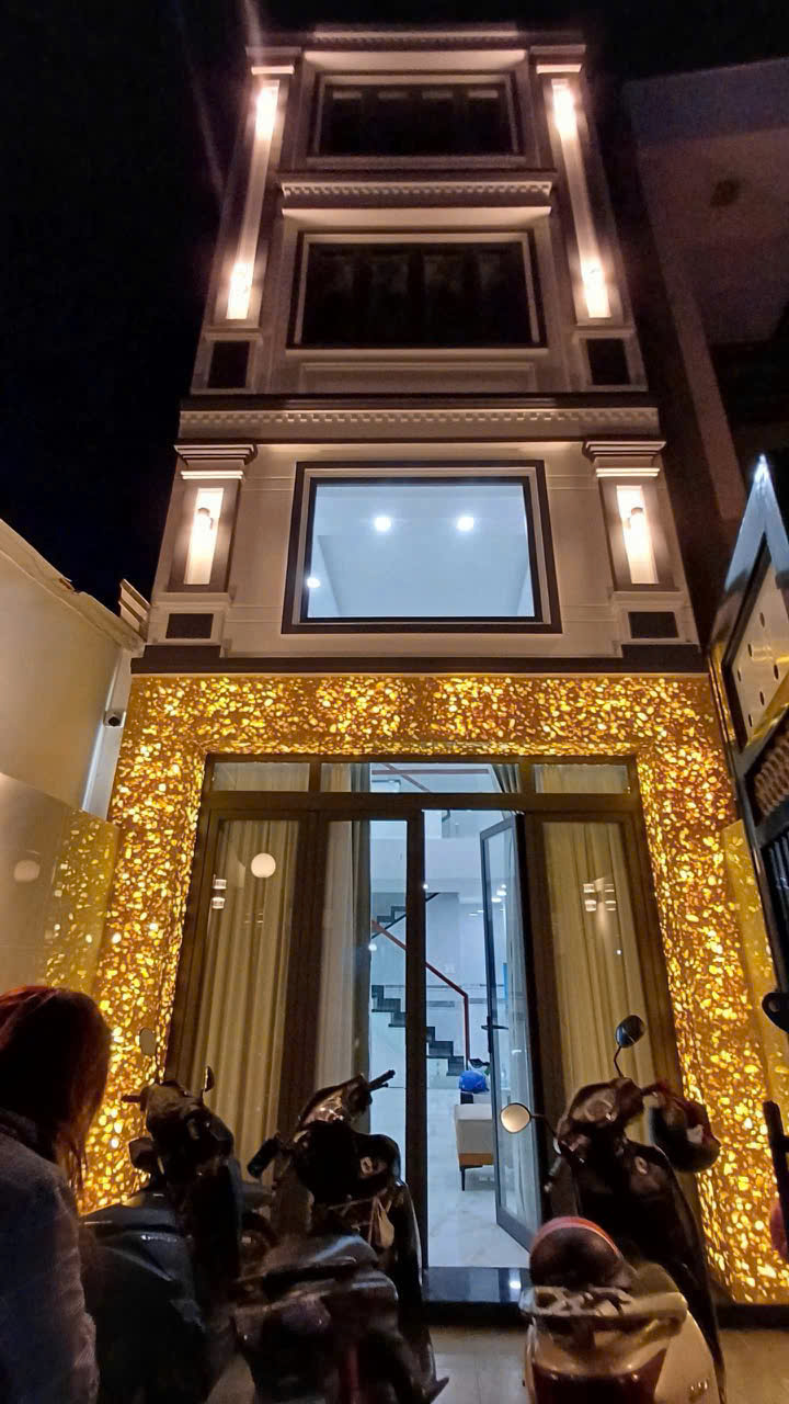 z6879315095355_f1a5ad5b9c62877d331397b5ed870283