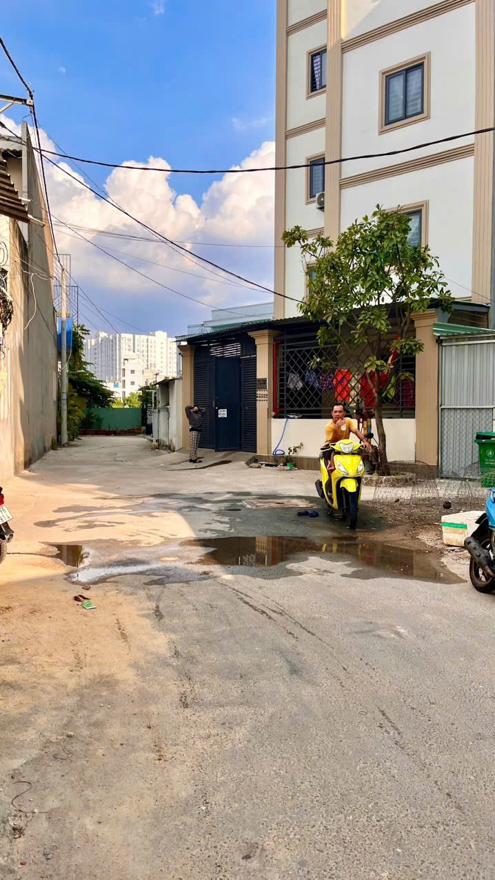 z6881638175933_4468f5c81759e9957ef726e50fdc3738