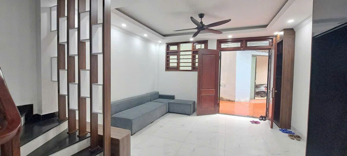 z6881767390658_5e86e8e72f3b96aa759f003a17d492de