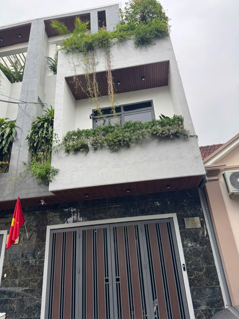 z6882822045187_a4fe5f1acd76709f39c91a5e96b9d0ad