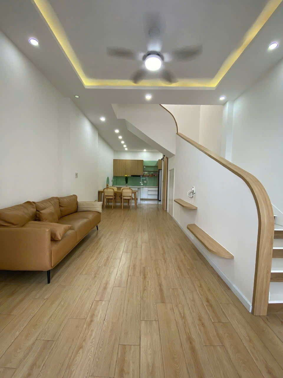 z6885403482367_e1cb6ede43520963037f867d336adf55