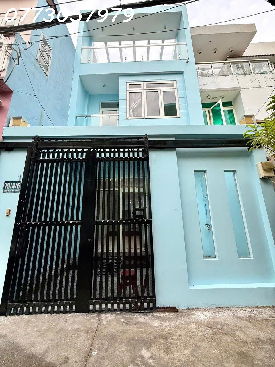 z6885673378207_0ac205eb798dd177eeb58707a0fe8f34