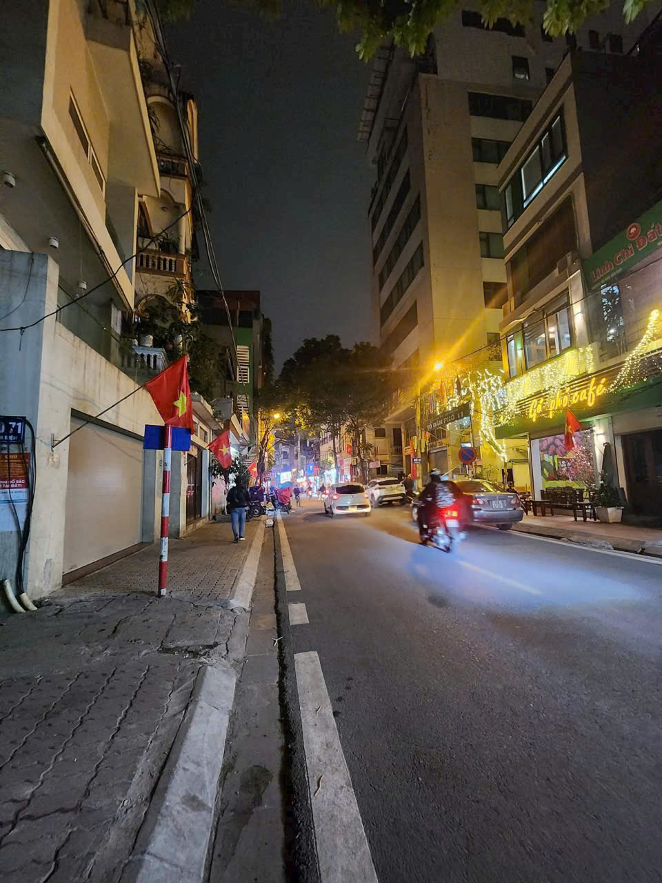 z6885873619451_8dc8ec521a187415e12320d1a3f25e67