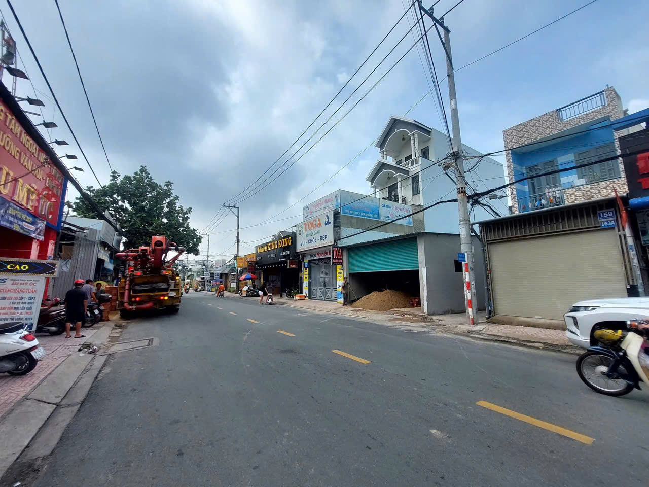 z6886004790348_820673160217cbe79f511752267a3b4a