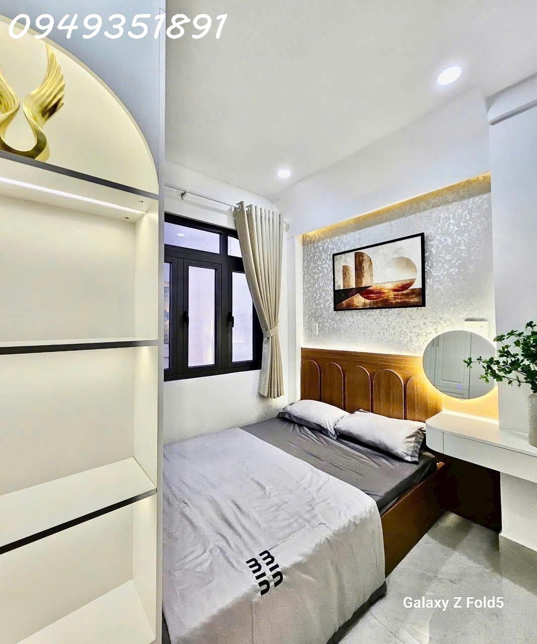 z6886910011874_392341a161eed38ad1be2b7bc8fb5f89