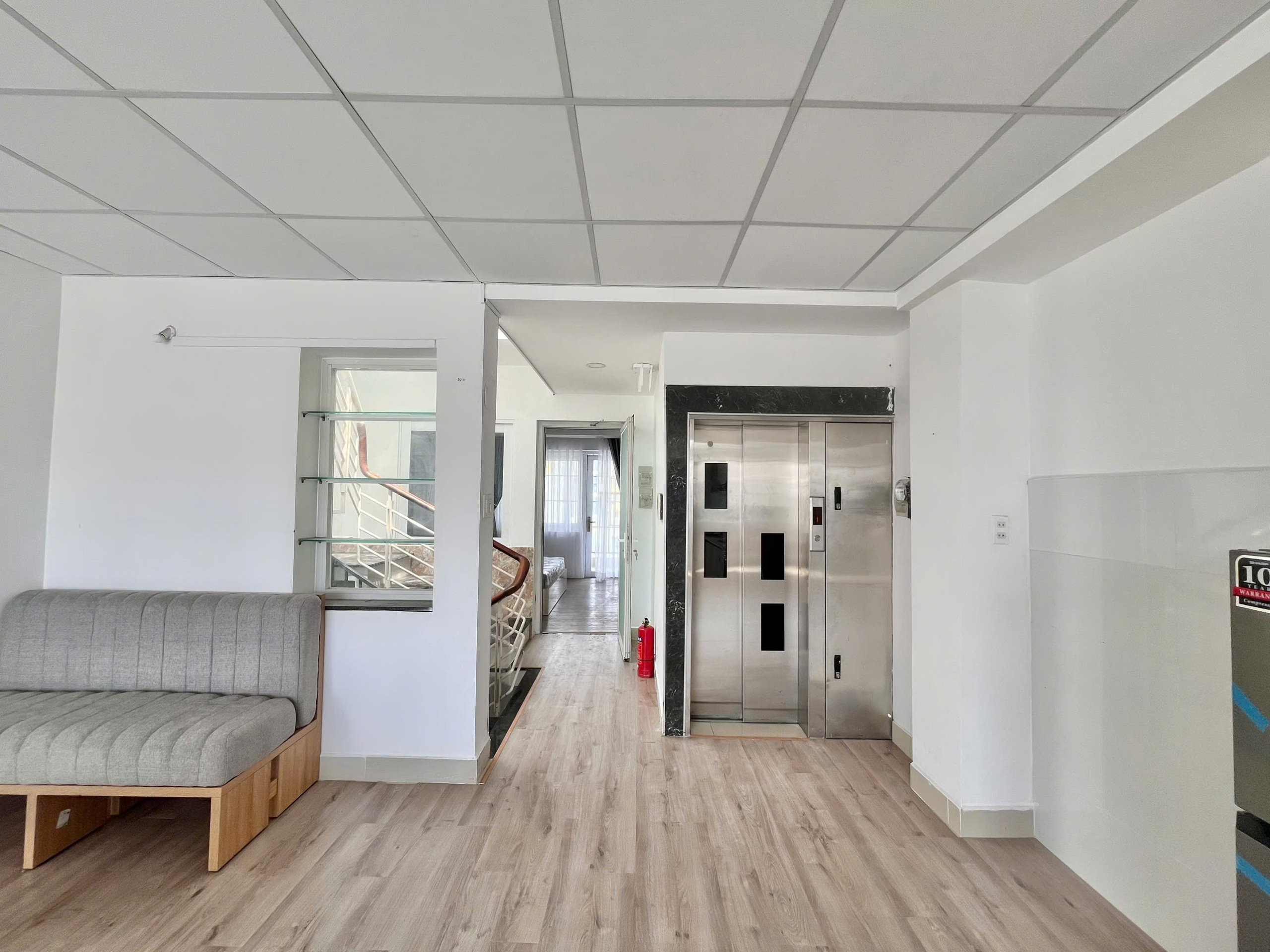 z6889497482768_ea5583cae12b98330899c42704247251