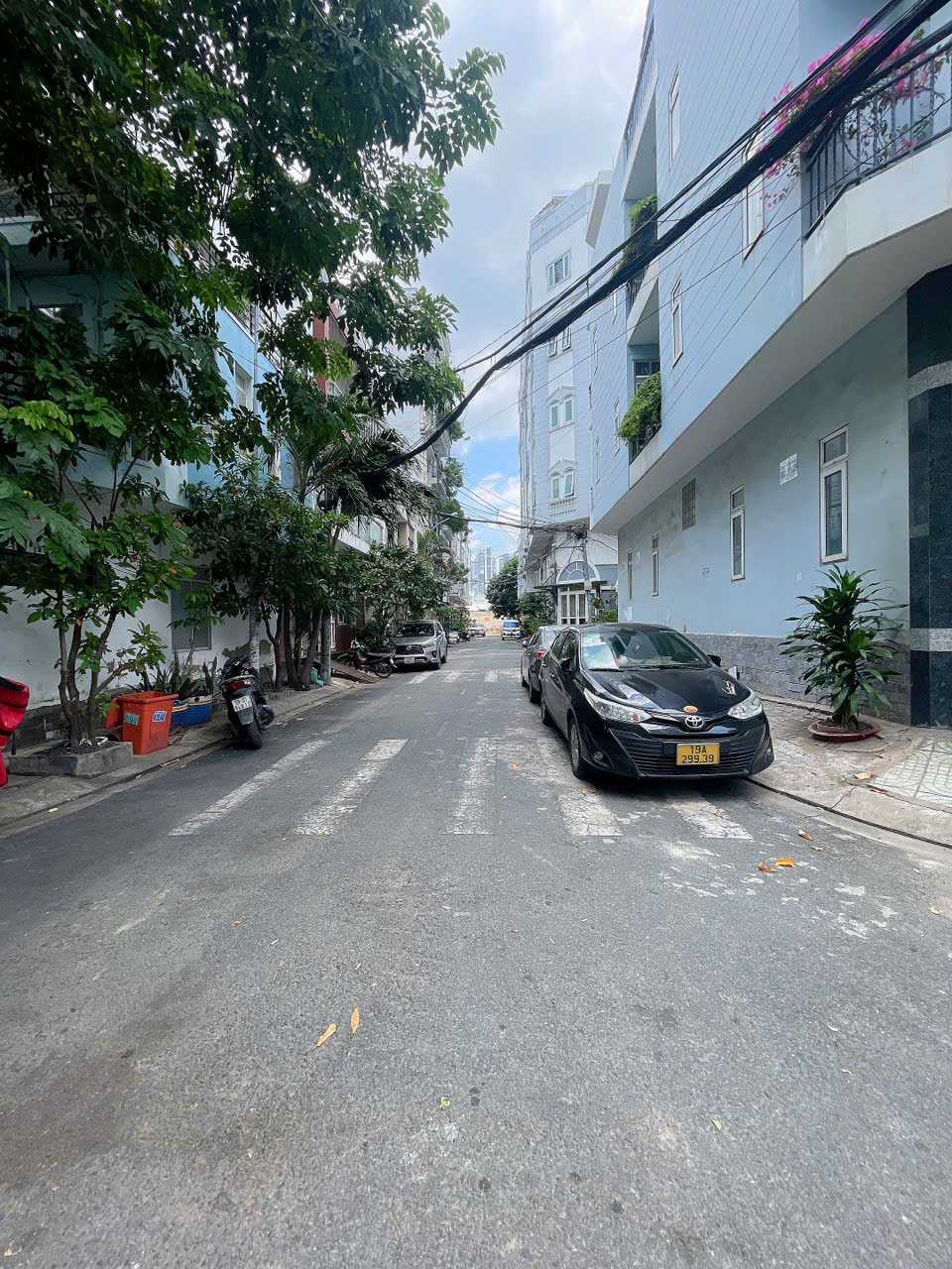 z6892447464670_70cfa96ef6772aaef7580b05c1b0a21e