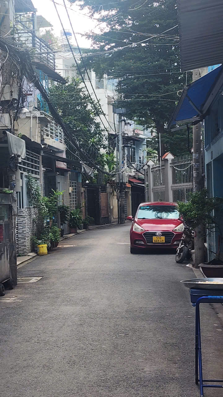 z6894729426849_05c80b09413e92f47d8f5370d3a4941b