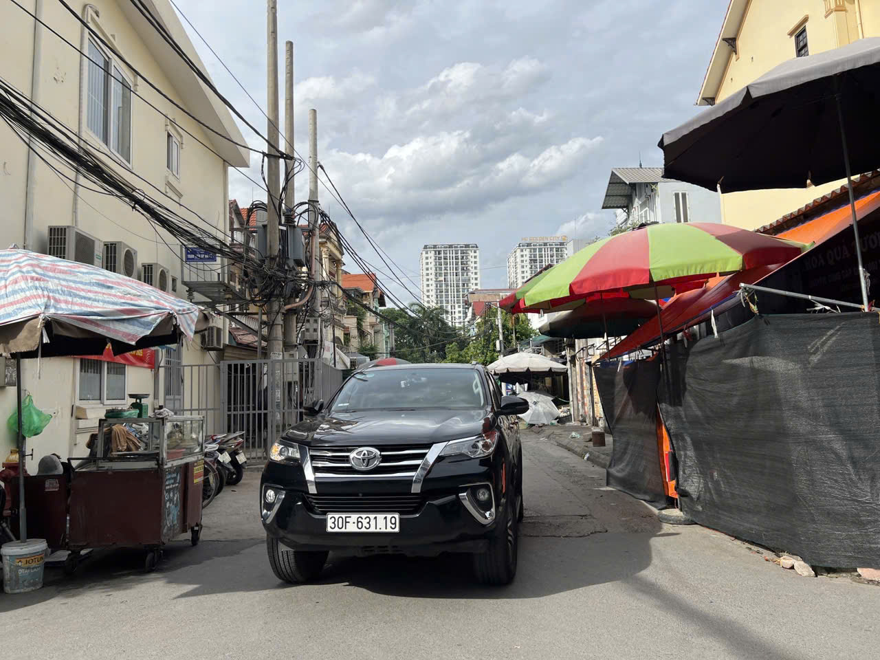 z6898526740720_51dd6b5bf87b36ff2c437021995ed88e