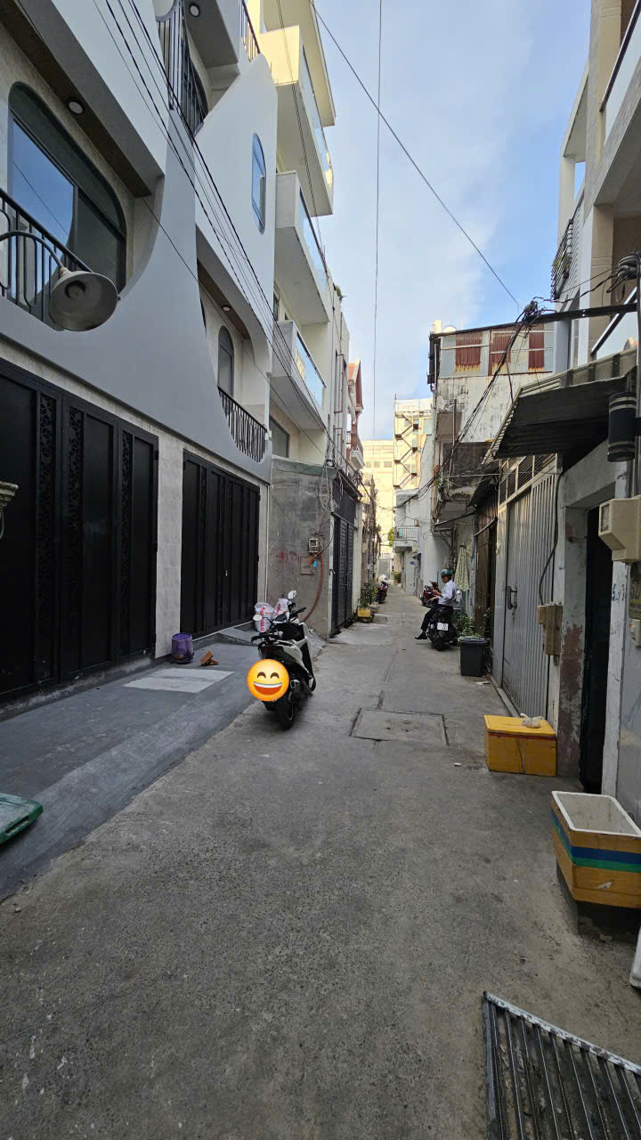 z6900888092185_1d241e0825918518a2b350fe16358639