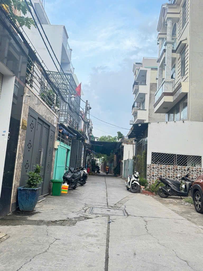 z6902714080998_a031cf88c782e849caee40fea50d2bc1