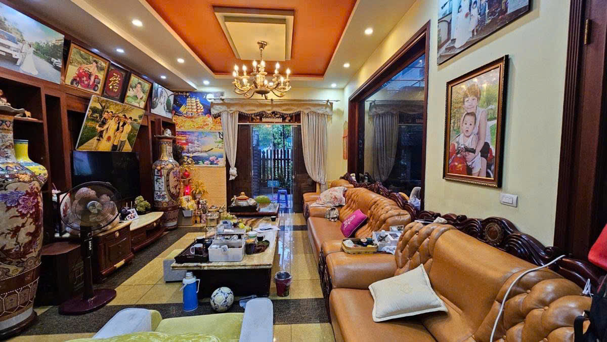 z6904155344590_5e9df170046e6b883087ec03ced7ee20