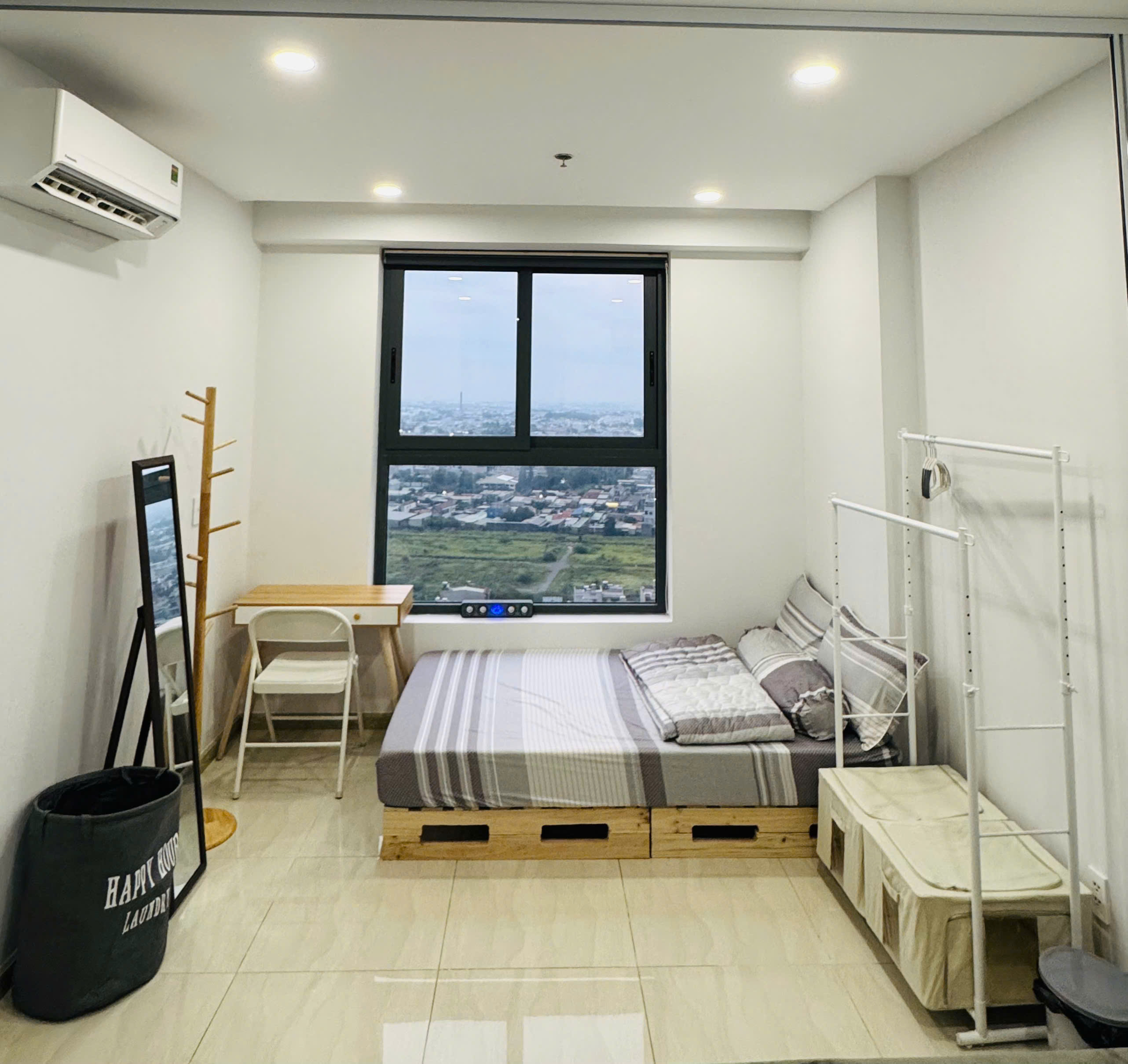 z6905466047112_fdf39b5709b9e86085a590a9ef65bc84