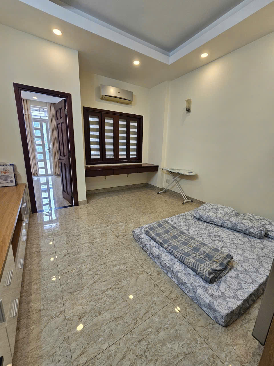 z6906629964607_c81ed192305f8349dc402a0d4d80e295