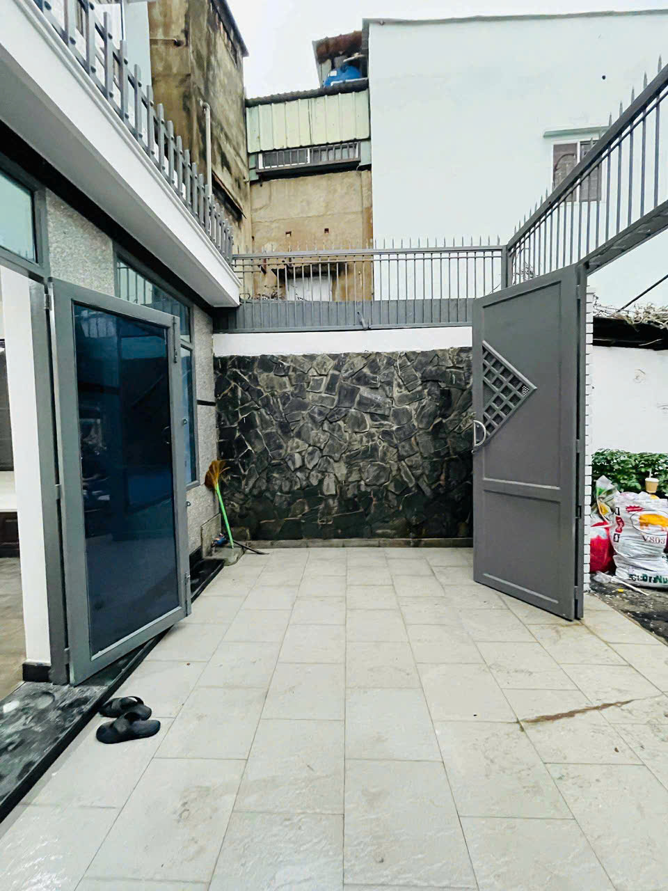 z6908121030395_2445135b54dfb1e947e3bc0e251052cb