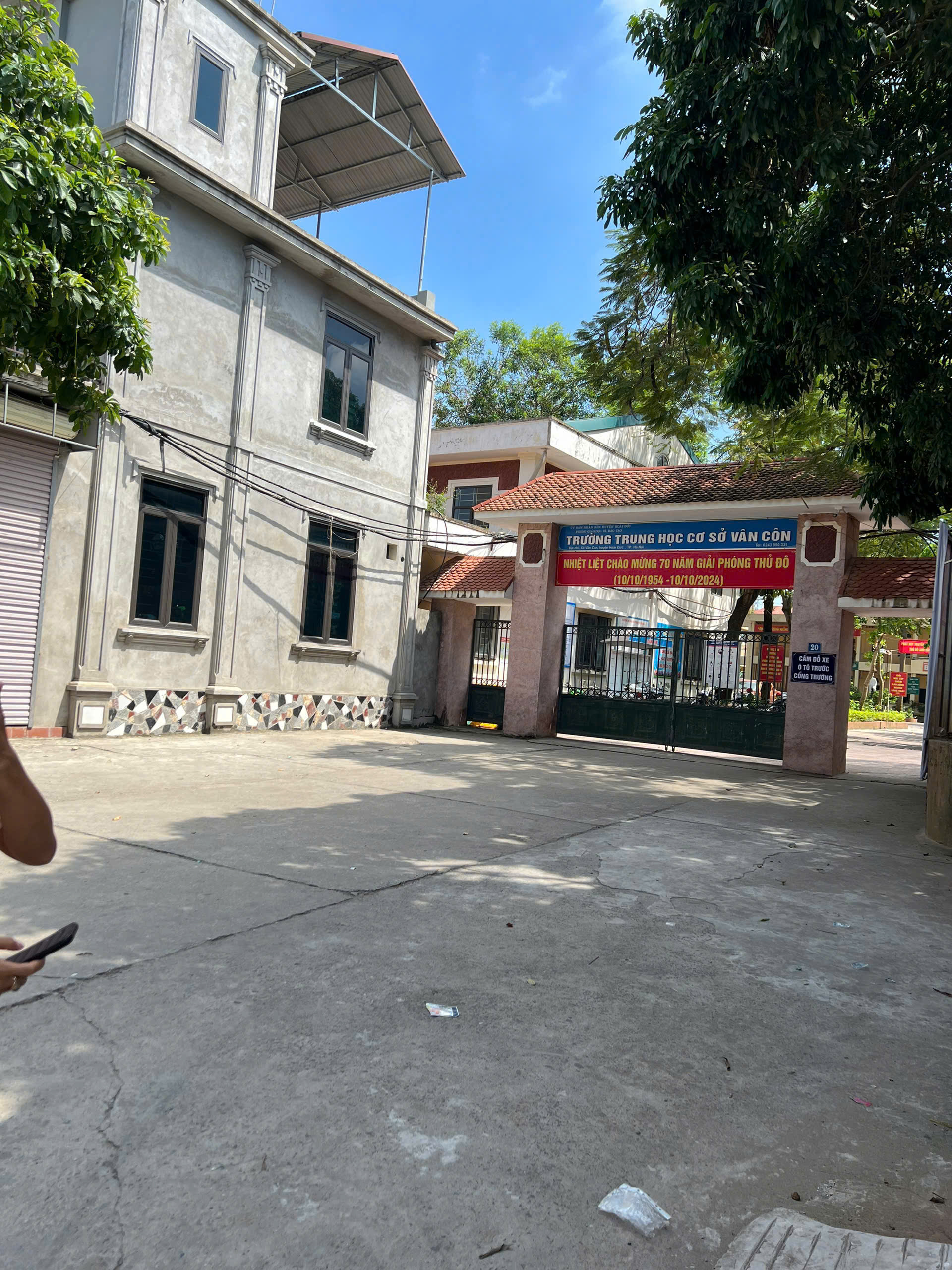 z6909824772450_fa8fe9b777d9e6e383f41572e4c37bd2