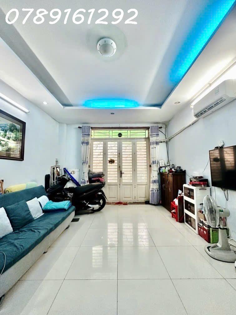 z6909837227822_156b91e0423337f635cee5ac7be175dc