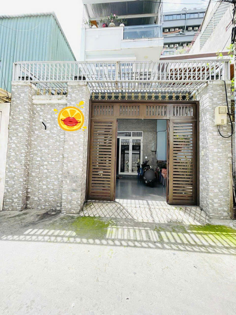 z6915434290045_8756599018054d238c2471e98092759f