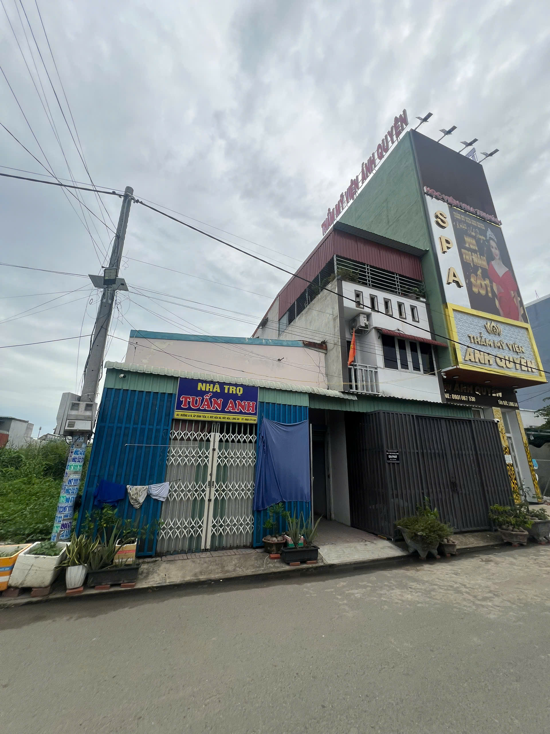 z6917165714662_a465f5602984b02be45e8ff936f5f28a