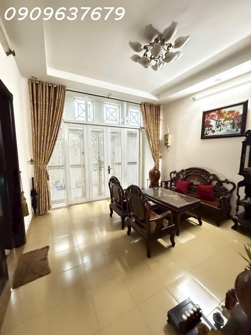 z6917864056460_8862bef645e9bb228e6bf6f4969e4397