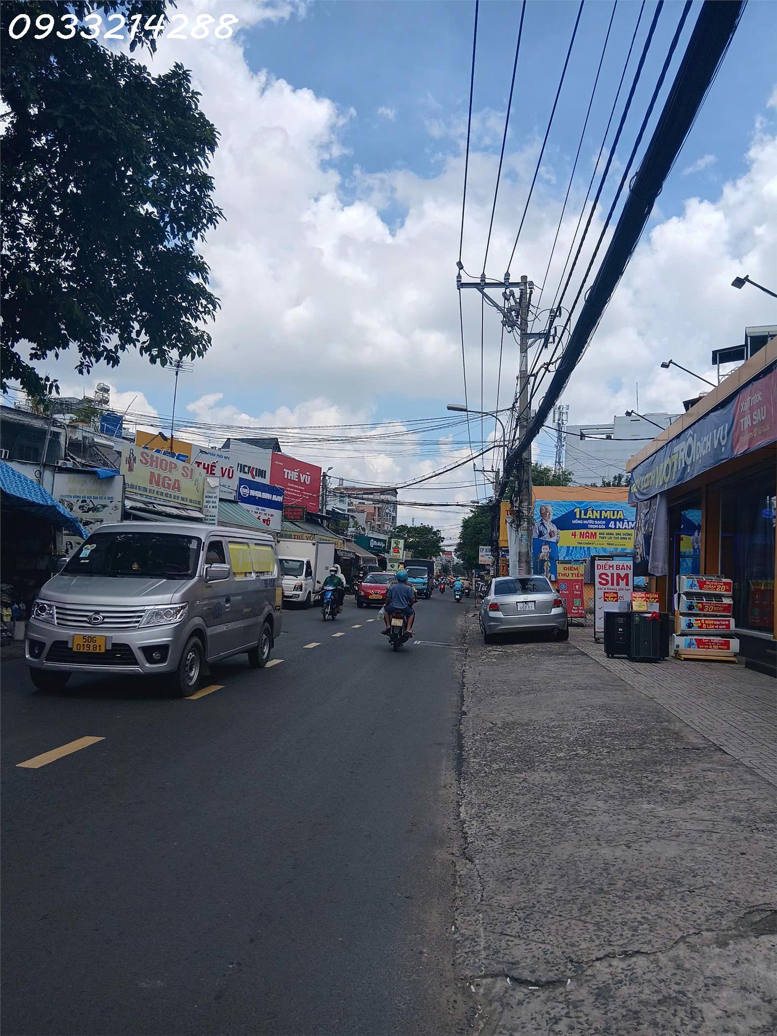 z6922346838020_aebdfb522defda6c994bc6c666554a7e