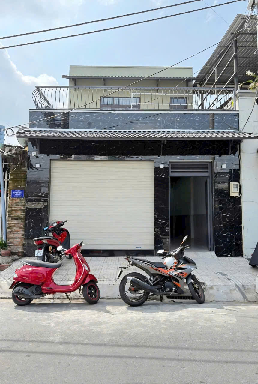 z6923532552764_664dbec67e91ceb5916081fbbf48857a