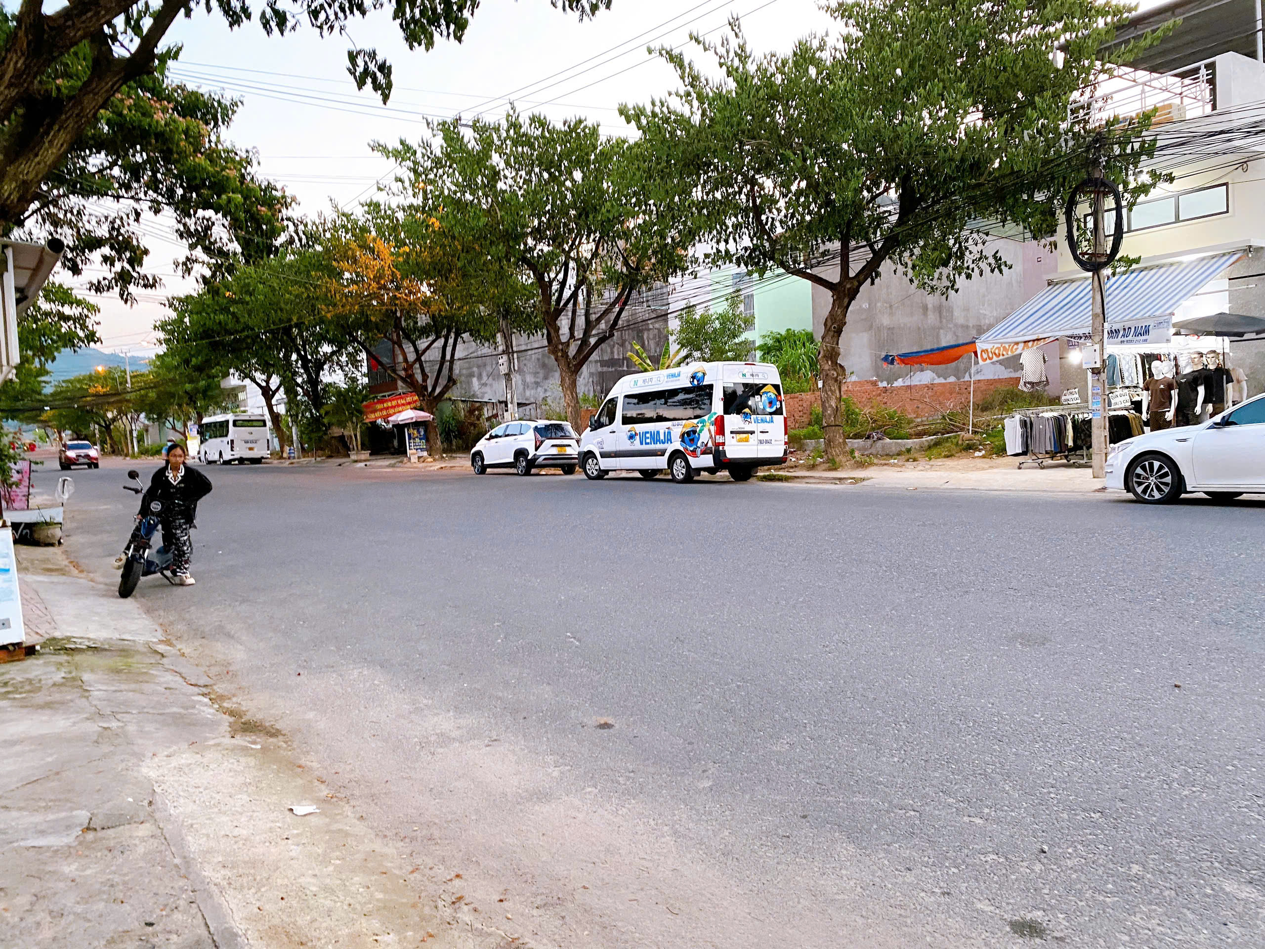 z6925119498940_7144996895709c5a8d8b046cadb97a0d