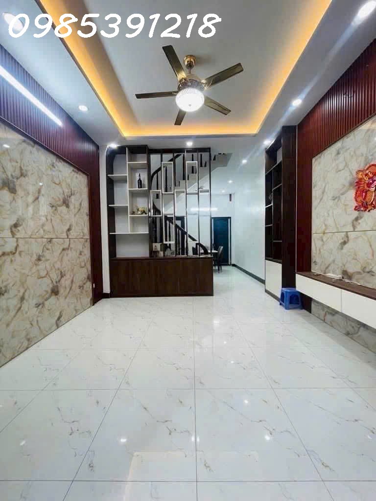 z6927568255325_91523090101d0cf31a308287a5702d22