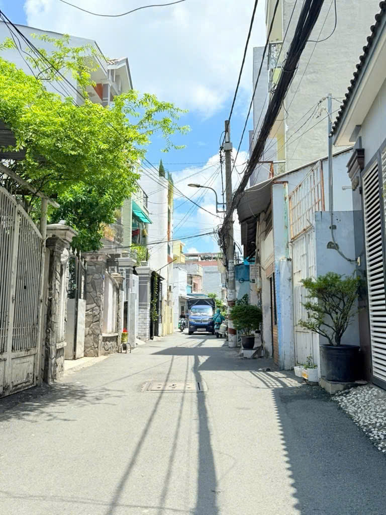 z6928541061750_f052917c5bdba45cdab34bb43cfcd6c5