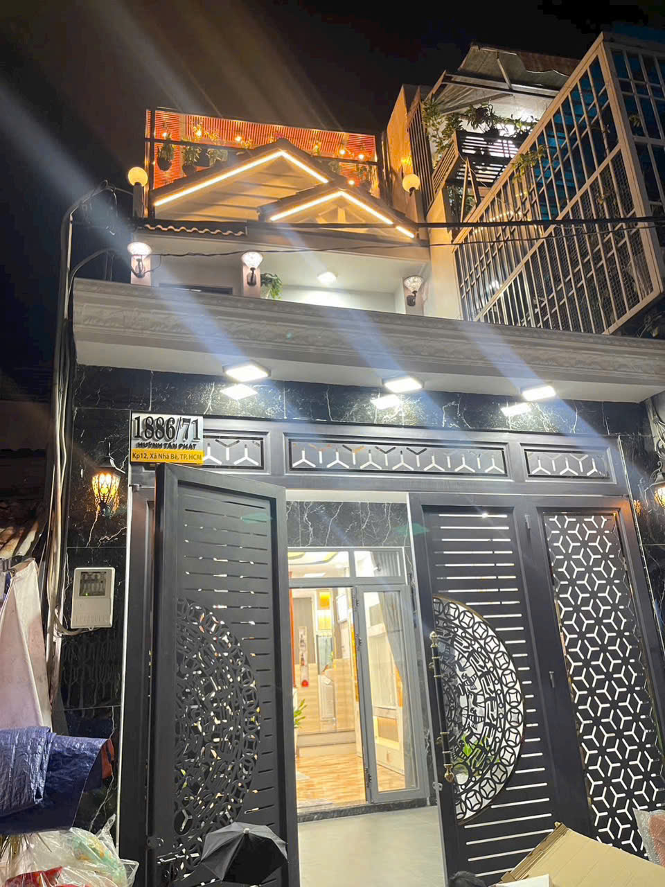 z6932675818405_84dc96852ed1d207b46e120250f76e0e