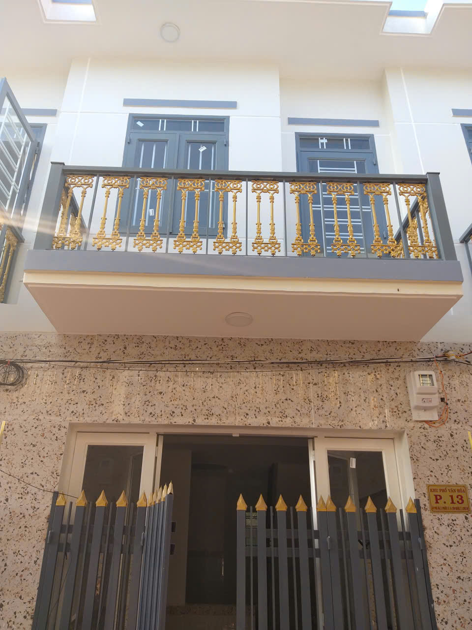 z6933037944983_a6e7e49beeccb23e853f497a20693629