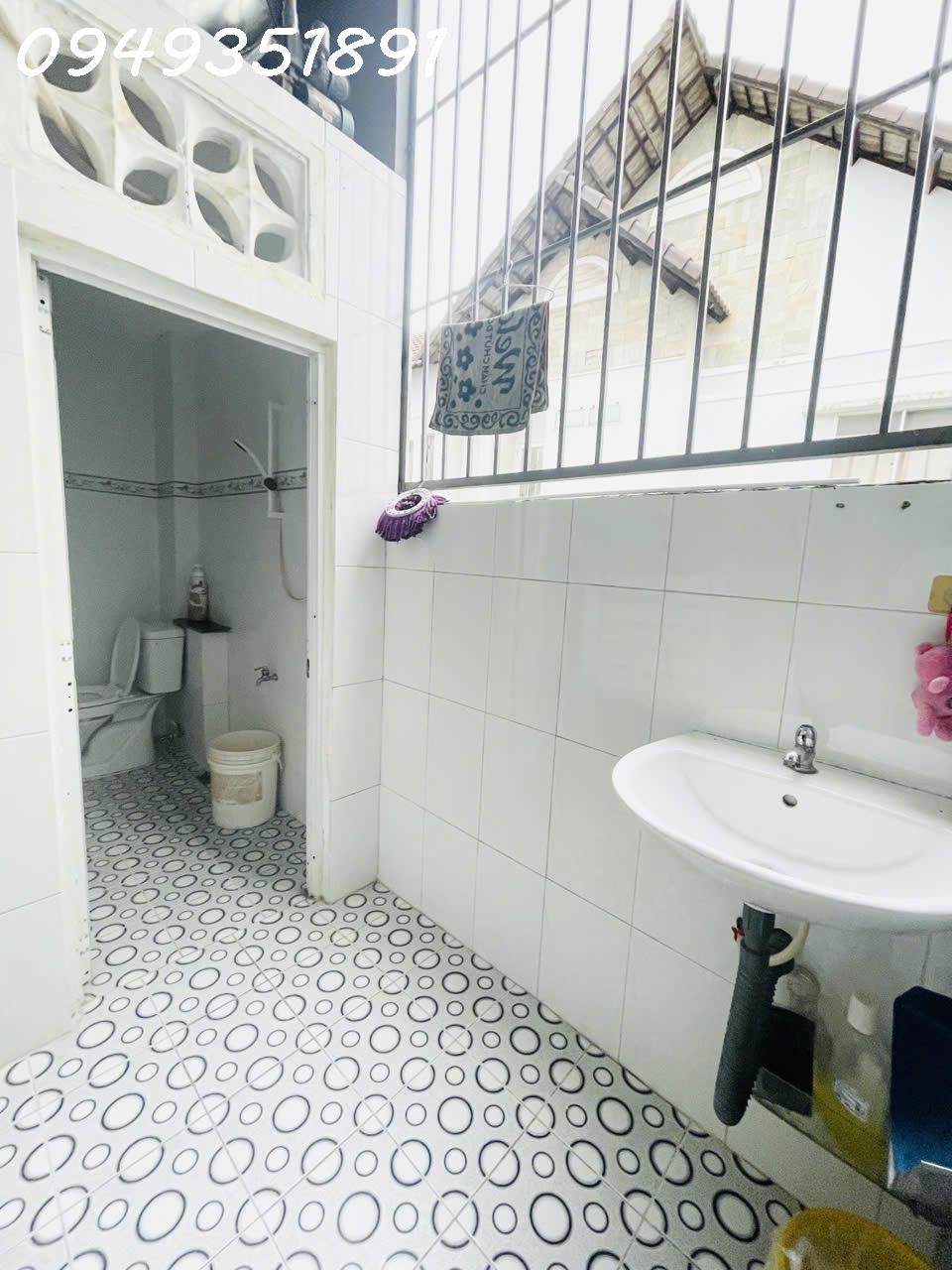 z6933895583224_11a5f7430b79ed4348d9bb3e41e91e64