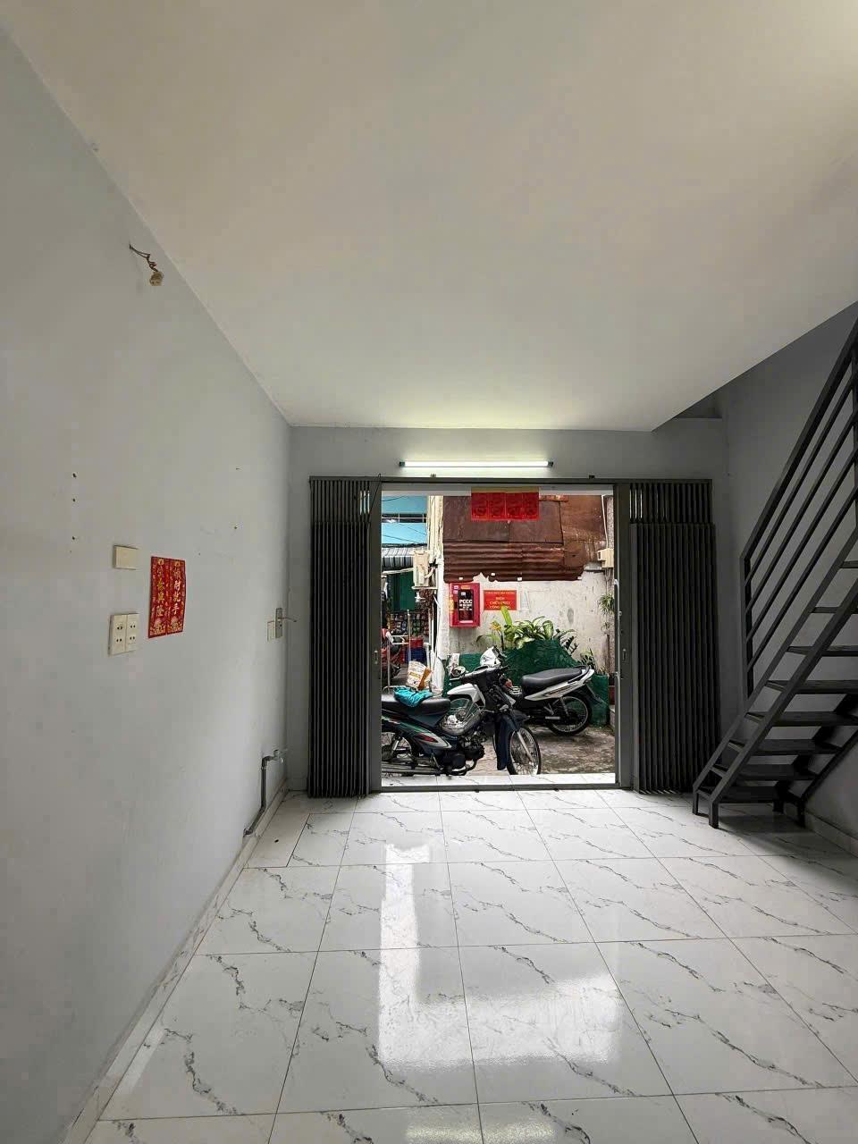 z6935579429918_cd3e97172a224f41a06d0a2d9801dcb7