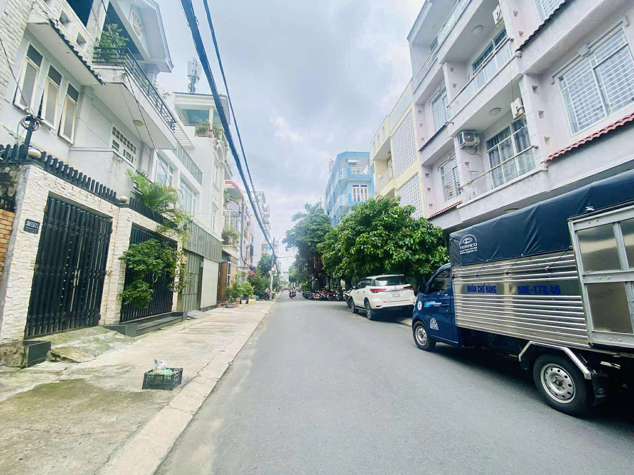 z6936969207599_5ce35352588948cf55a404c79519673f