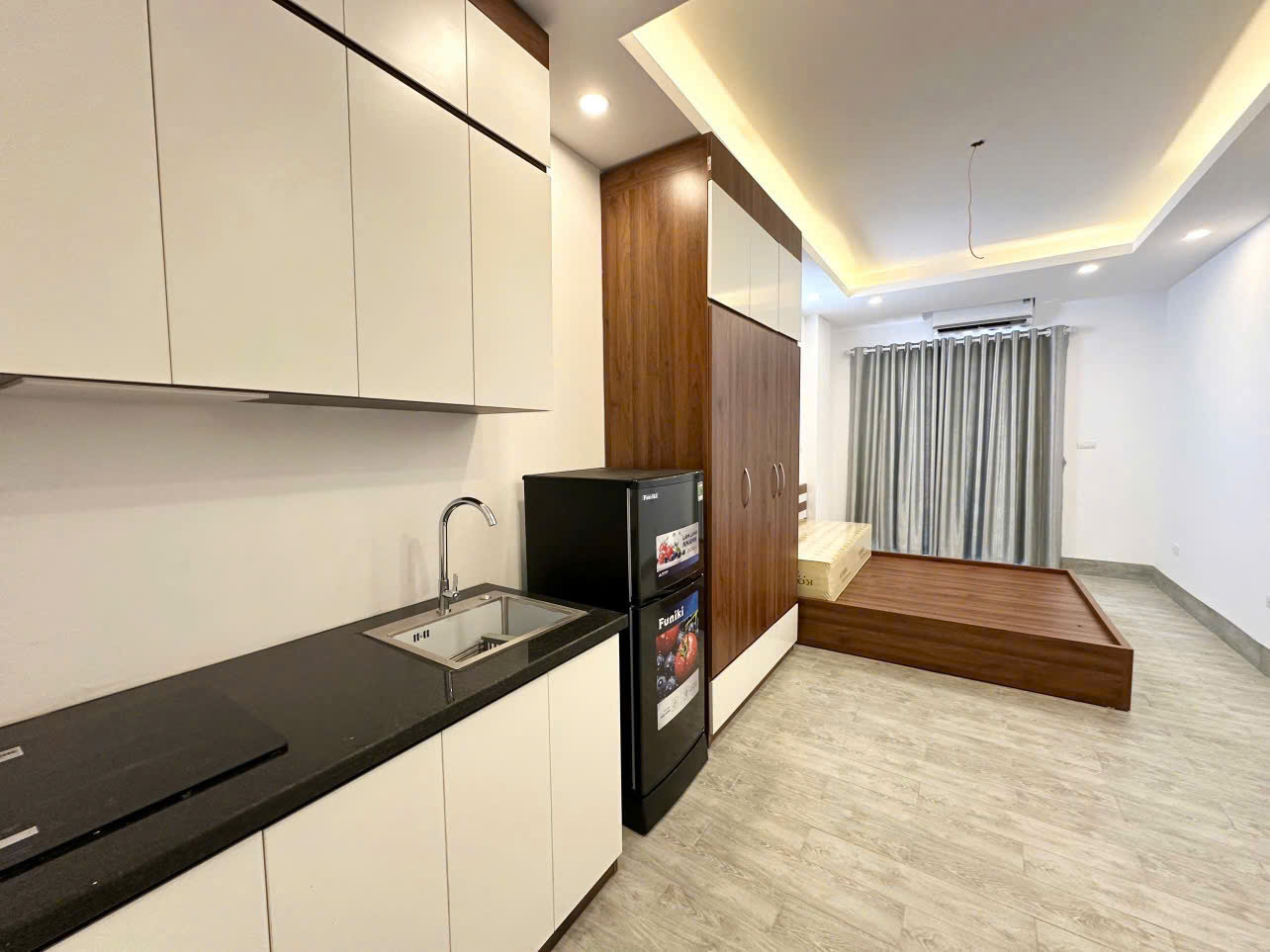 z6937055057931_50f5c242aaa864f129ae5c0c49f6626a