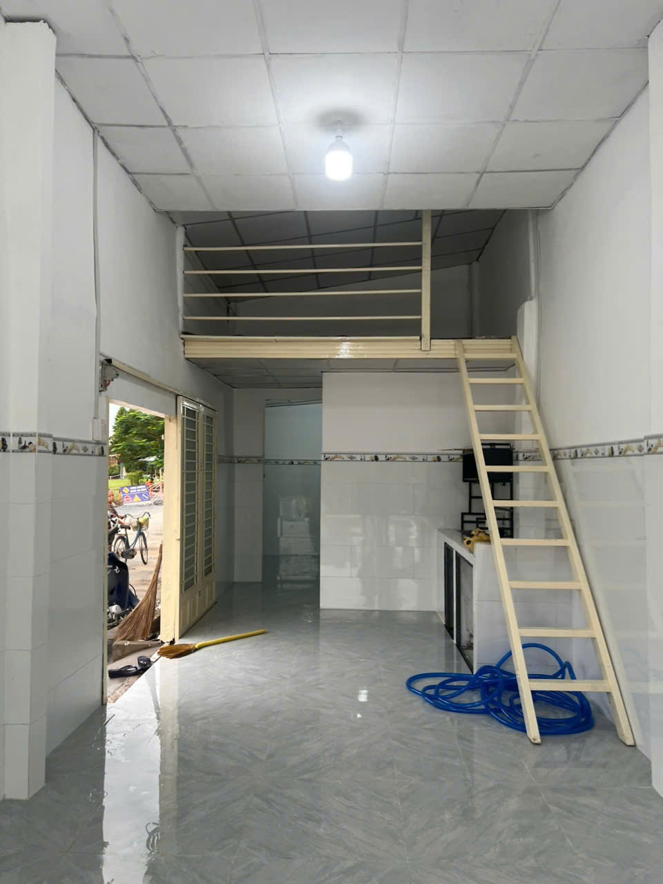 z6937738569431_e094647860198b81fb85c91fc4d78e6e