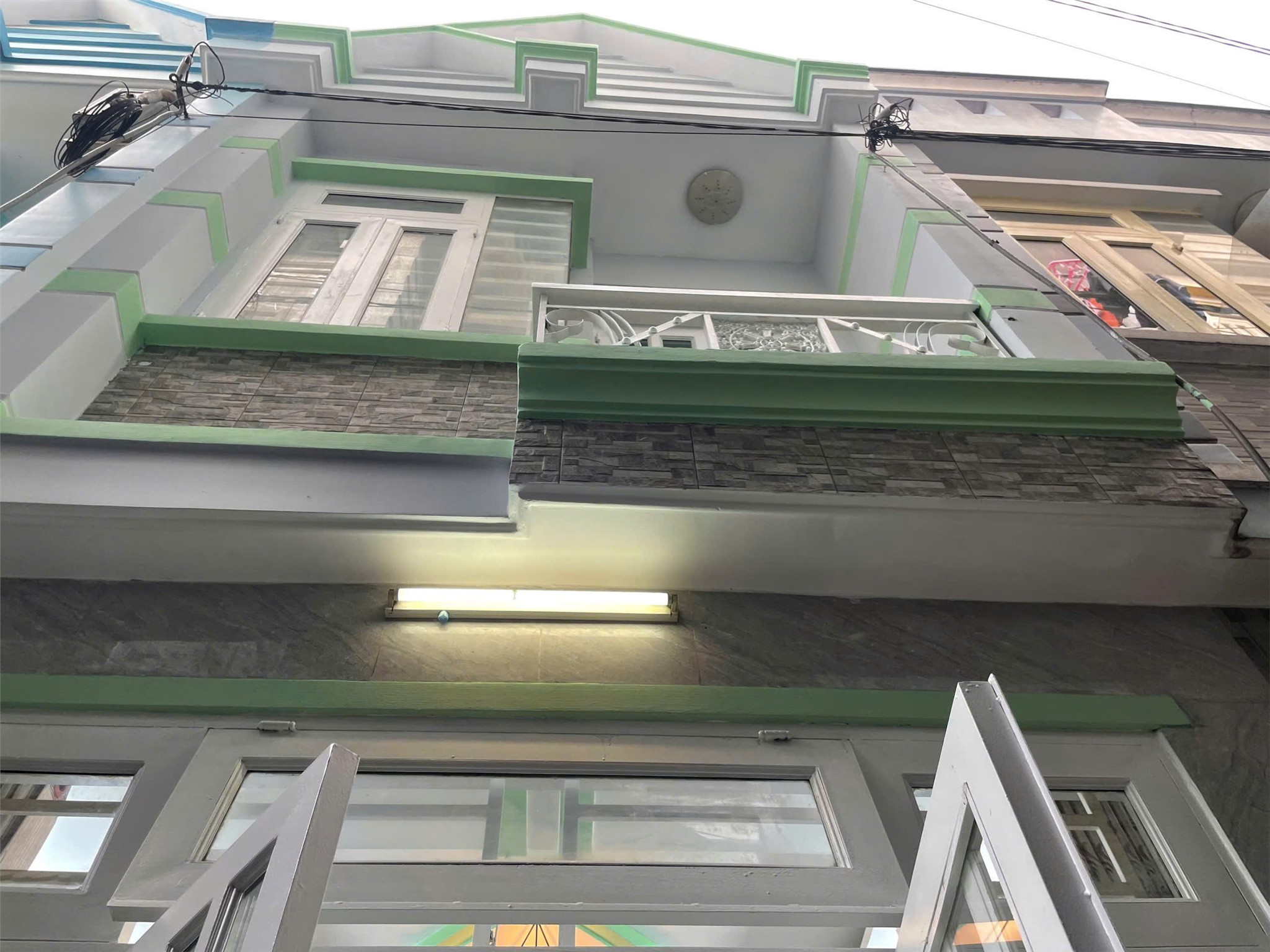 z6942016085464_7fb189da847c54d8cbb615e96f93d031