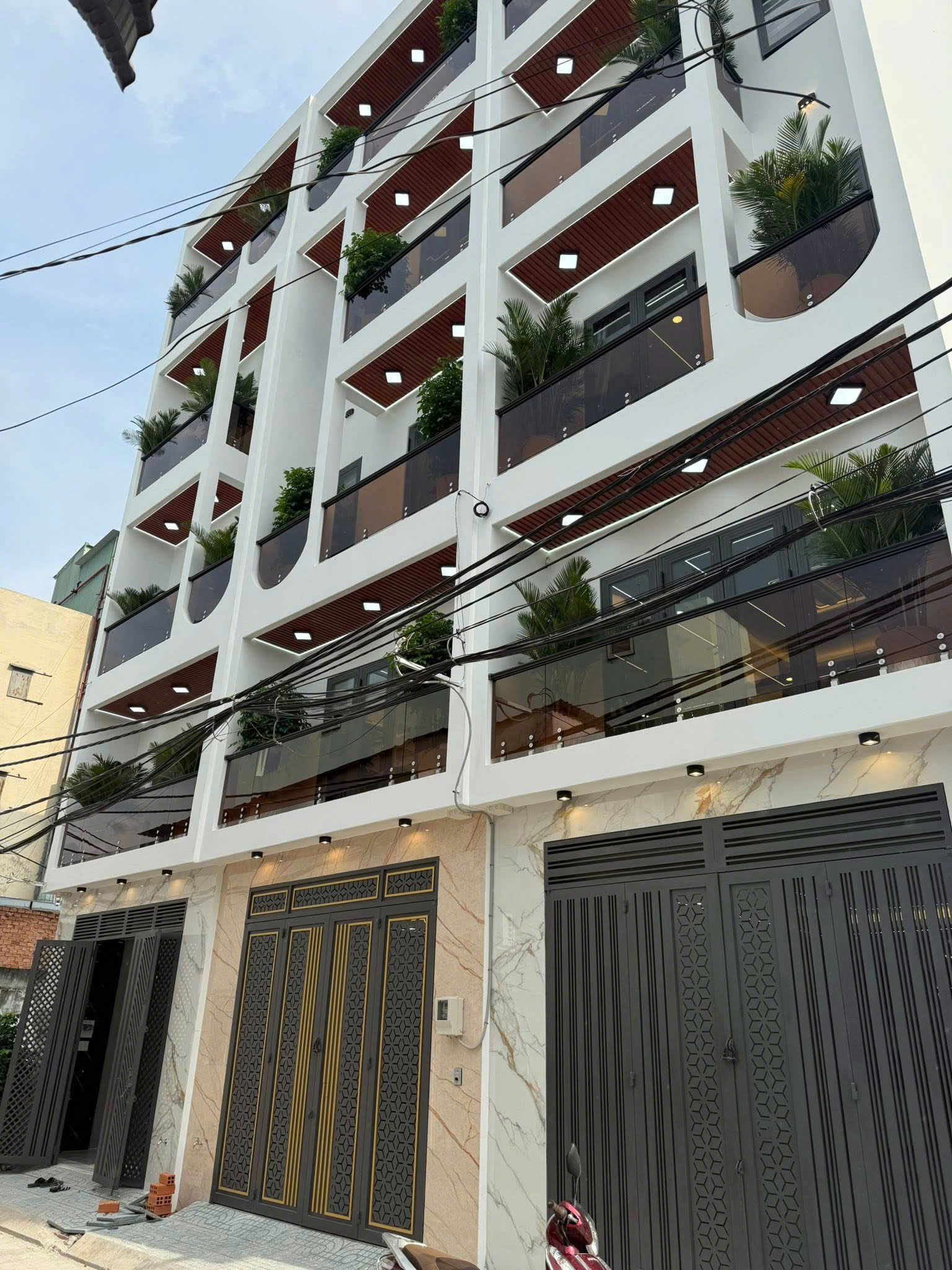 z6946280895182_13f4dbd89704f479d830e29012e2a502