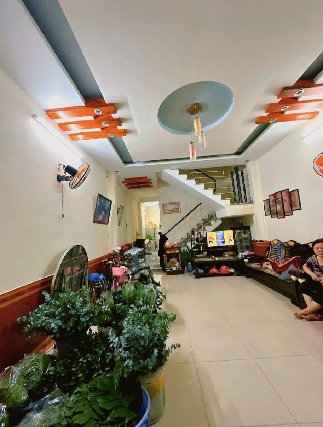 z6957082352719_21bf85c6788b5d41a45435a4286c043e