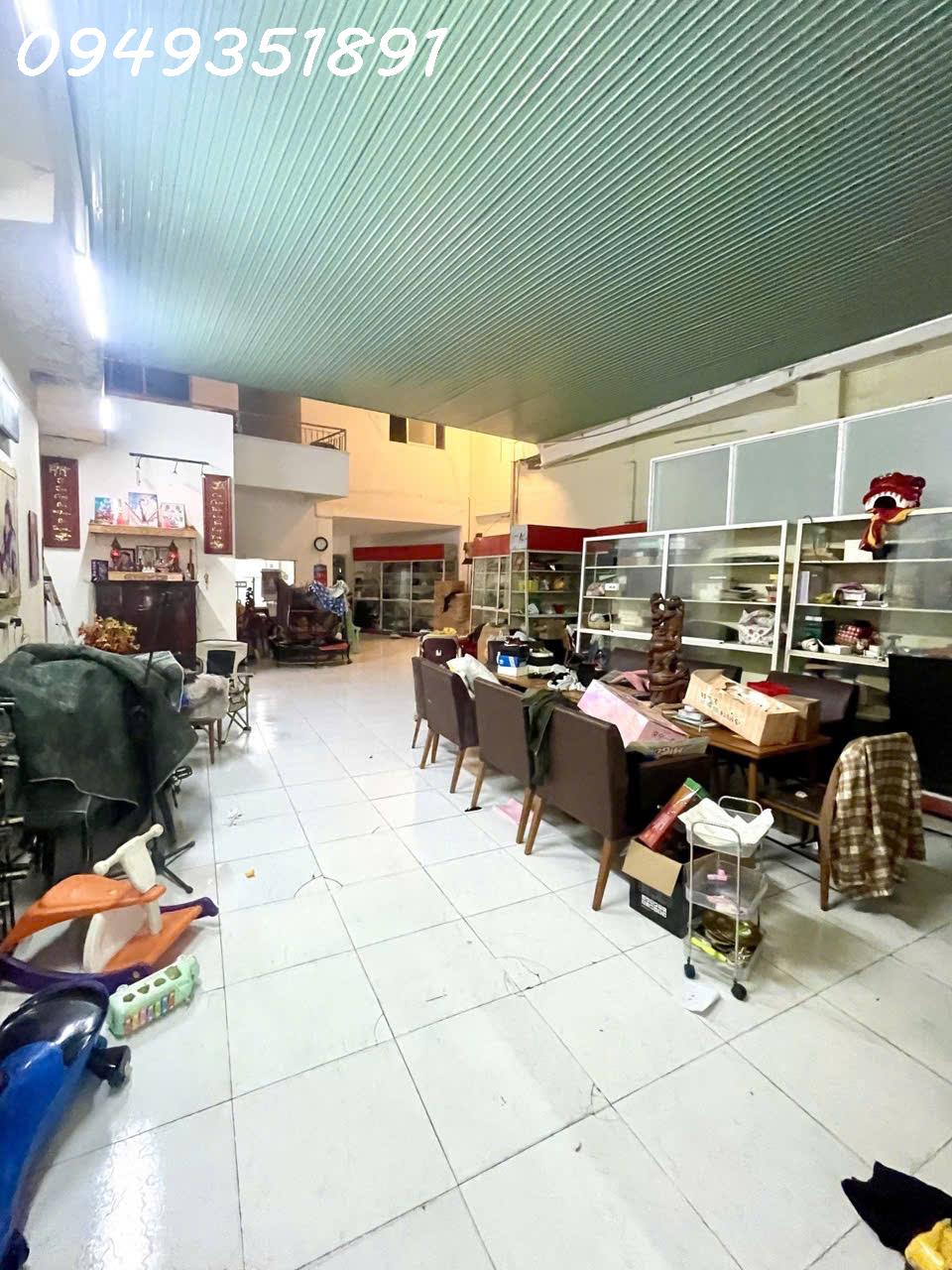 z6957642398900_595d657fe2503c45e5f9515e7f915933