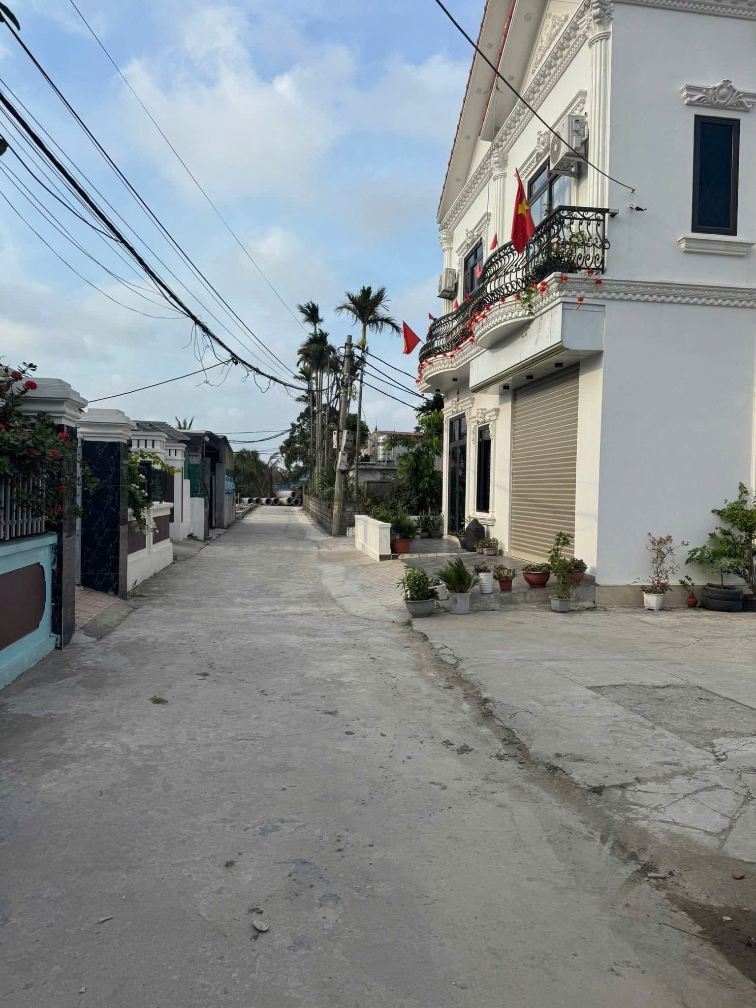 260567357634369012411