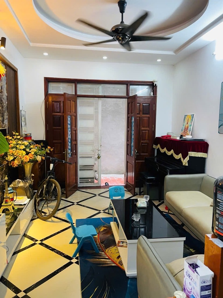 2haz-D9ABBD51-mfth6yrj_25_8