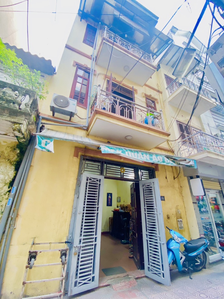 3idh-CF37E35B-madc9bxb_26_9